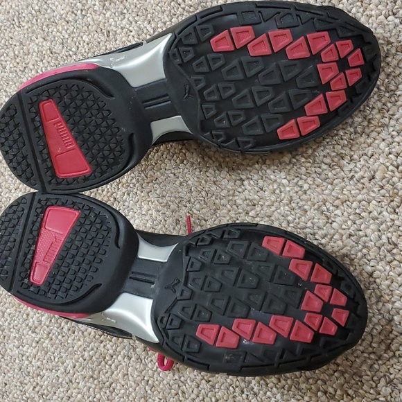 Puma shoes - Picture 5 of 13